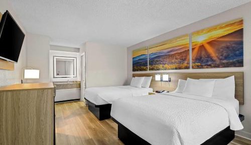 Double Room with Two Double Beds - Smoking