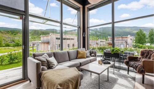 Three-Bedroom Vacation Home 