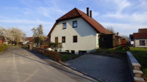 One-Bedroom Apartment with Shower