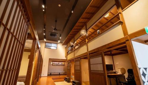 Four-Bedroom Loft Apartment