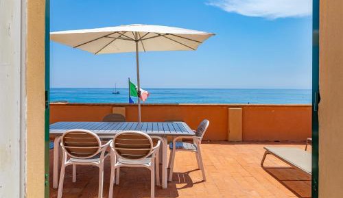 Two-Bedroom Apartment with Sea View Terrace