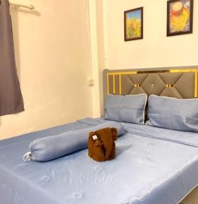 Deluxe Double Room (2 Adults + 1 Child)