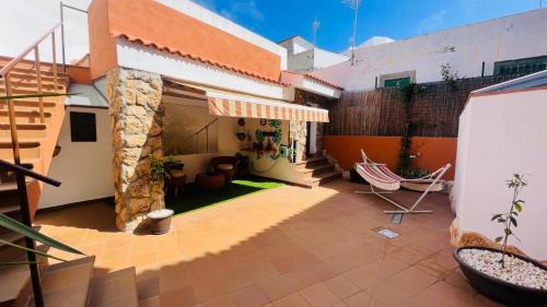 One-Bedroom Apartment with Terrace