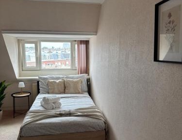 Double Room with Shared Bathroom