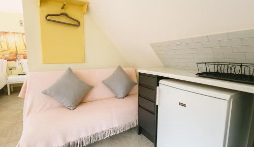 Apartment with Garden View