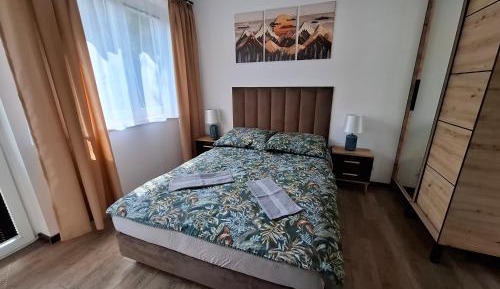 One-Bedroom Apartment with Garden View