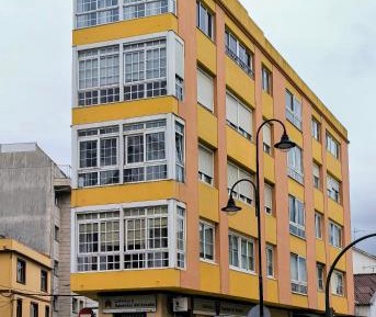 Three-Bedroom Apartment - High Floor