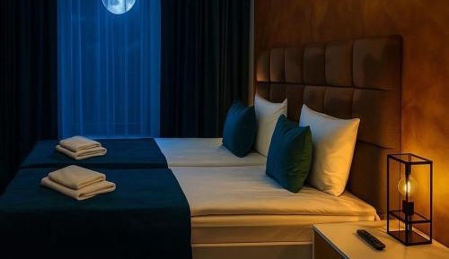 Two-Bedroom Deluxe Apartment