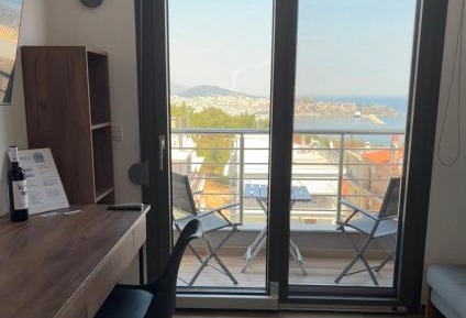 Studio with Sea View