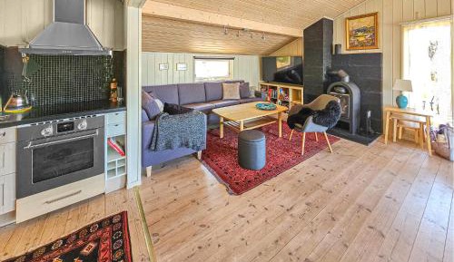 Three-Bedroom Vacation Home 