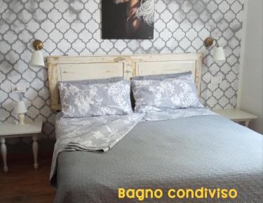 Deluxe Room (2 Adults + 1 Child)