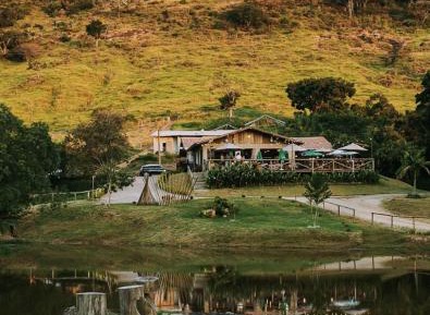 Deluxe Bungalow with Garden View