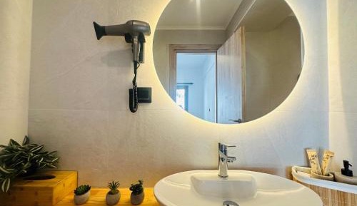 One-Bedroom Apartment with Terrace