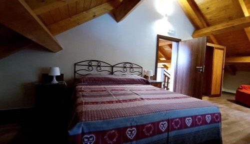 Triple Room with Private Bathroom