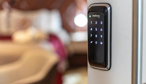 Deluxe Suite with Spa Bath