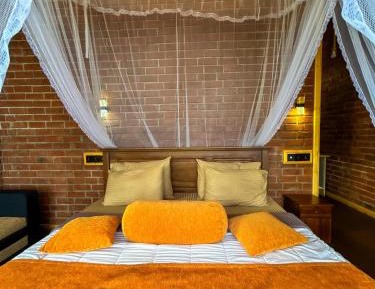 Twin Room with Mountain View