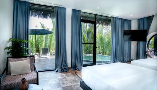 Villa with Private Pool