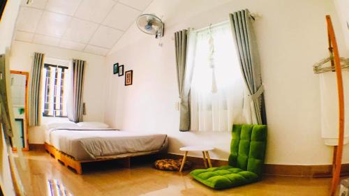 Double Room with Shared Bathroom