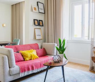 Single Room with Shared Bathroom