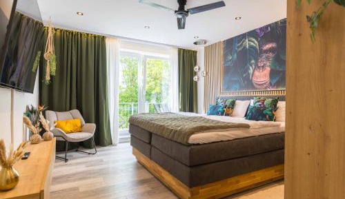 Two-Bedroom Deluxe Apartment