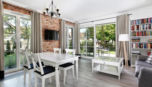 Apartment with Garden View