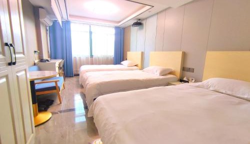 Triple Room with Bathroom