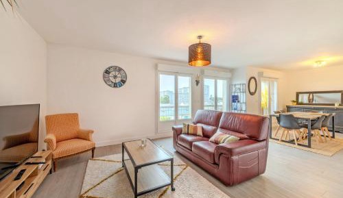 Three-Bedroom Apartment