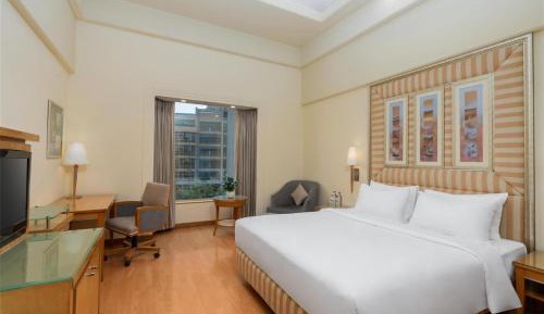 Deluxe Plaza Room with 20% disc on food and beverage at The Great Kebab Factory 