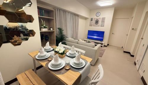 Two-Bedroom Deluxe Apartment