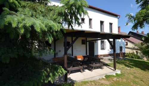 Eight-Bedroom Holiday Home