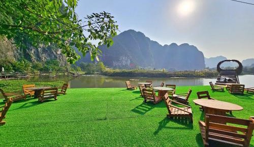 Quadruple Room with Mountain View