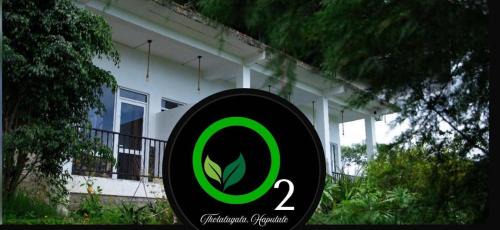 Deluxe Double Room (2 Adults + 1 Child)