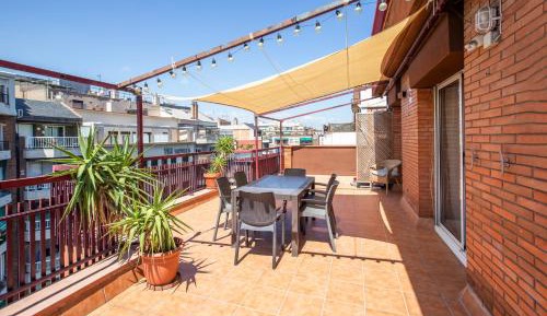 Two-Bedroom Apartment with Terrace