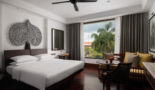 King Room with Garden View