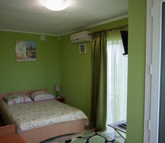 Classic Quadruple Room