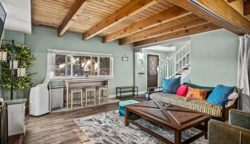 Four-Bedroom Holiday Home