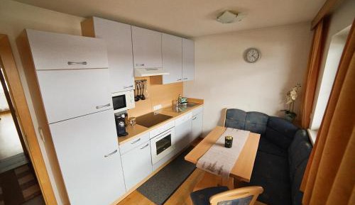 Apartment (3 Adults)