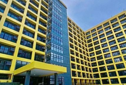 Studio Apartment with Balcony