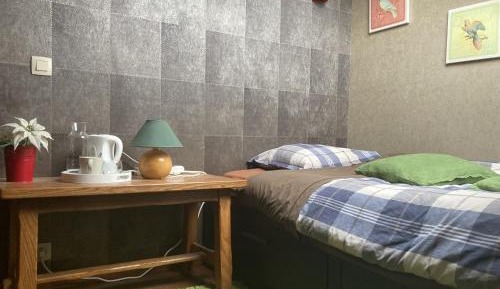 Small Single Room with Shared Bathroom