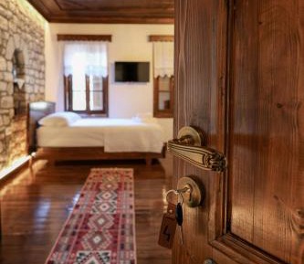 Triple Room with Terrace