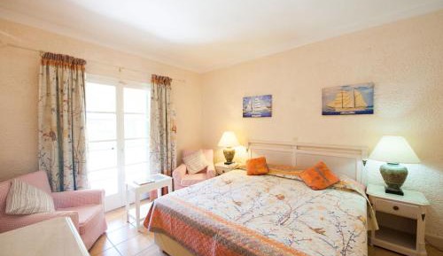 Superior Suite (2-4 adults)