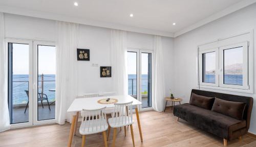 Two-Bedroom Apartment with Balcony and Sea View