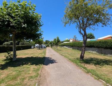 Empty lot (Bring your own caravan or tent)