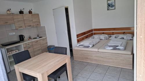 Double or Twin Room with Shower