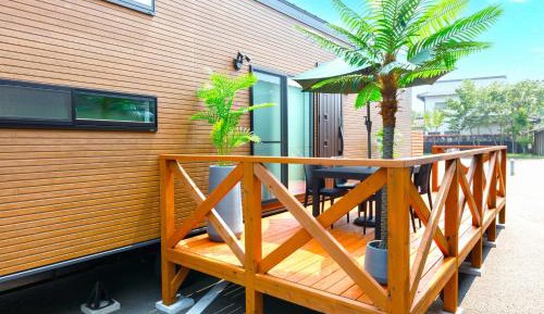 Villa with Garden View