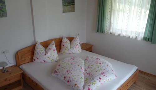 Superior One-Bedroom Apartment with Balcony