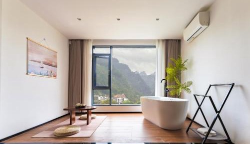 Double Room with Mountain View