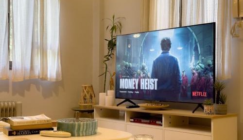 One-Bedroom Apartment with Garden View