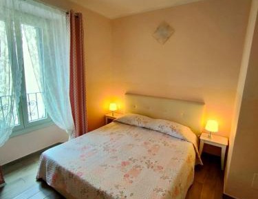 Comfort Triple Room with Shower