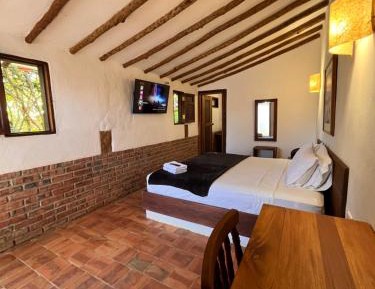 Villa with Garden View